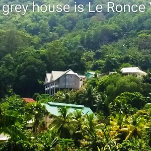 https://le-ronce-villa.maheislandhotels.com