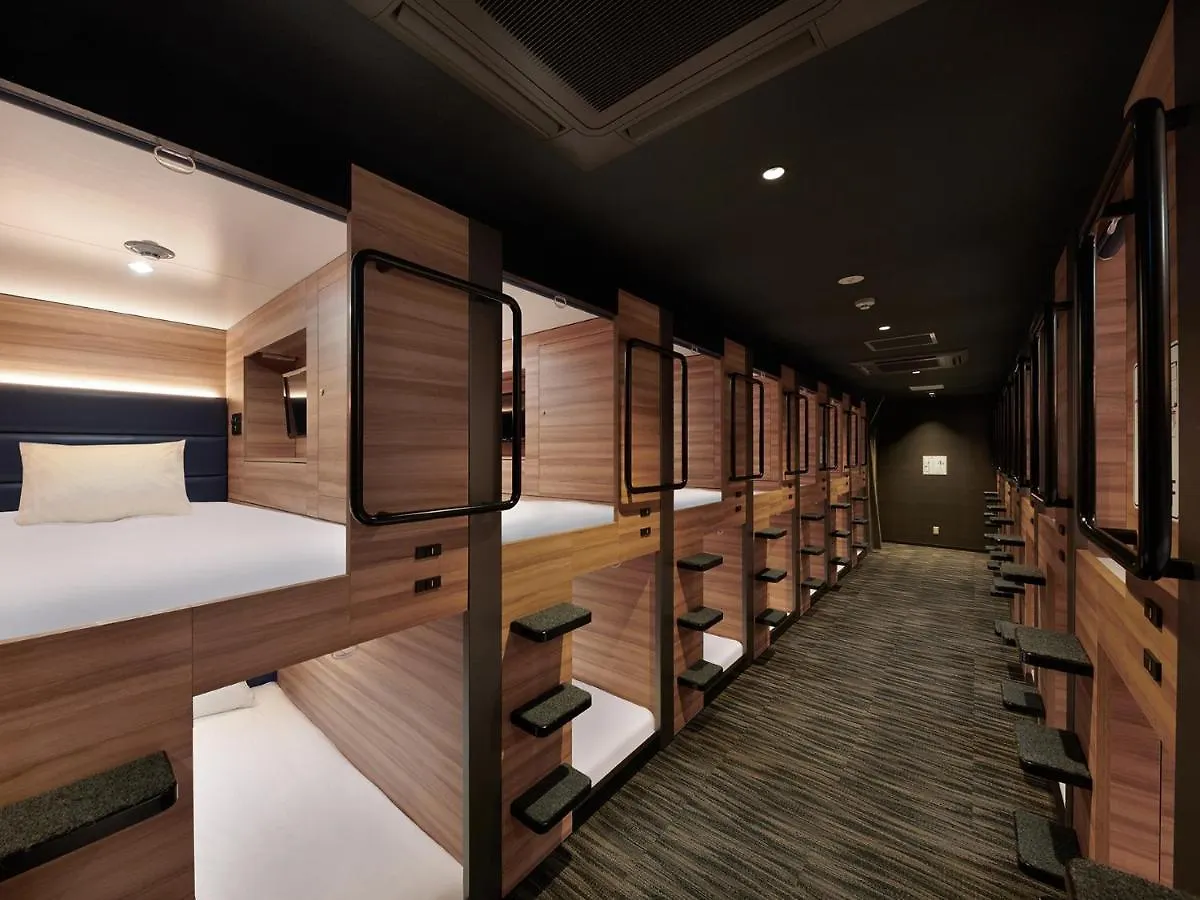 Capsule hotel Smart Stay Shizuku Shinagawa-Oimachi Tokyo Japan